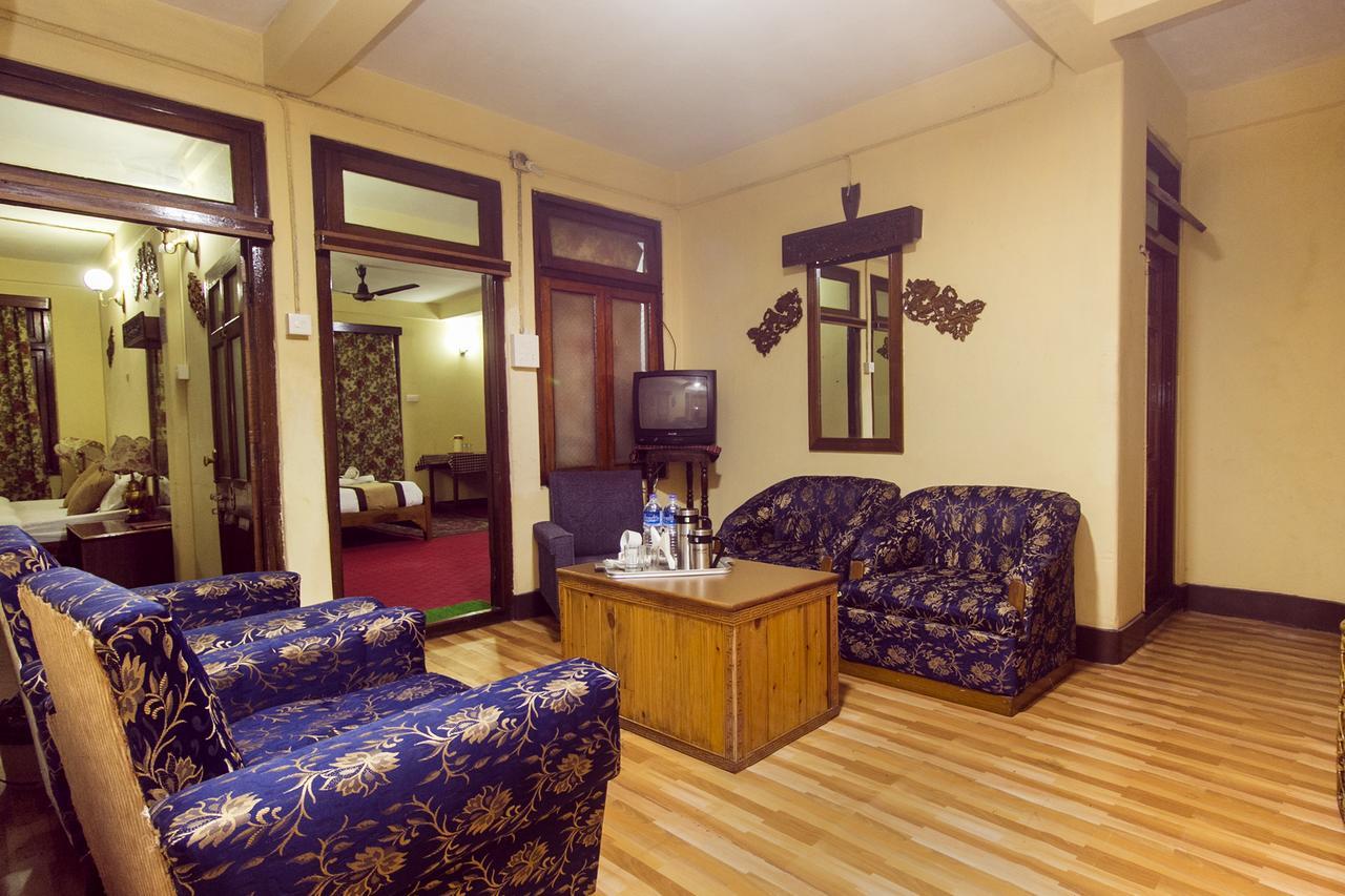Hotel Soyang Uva Gangtok Exteriör bild